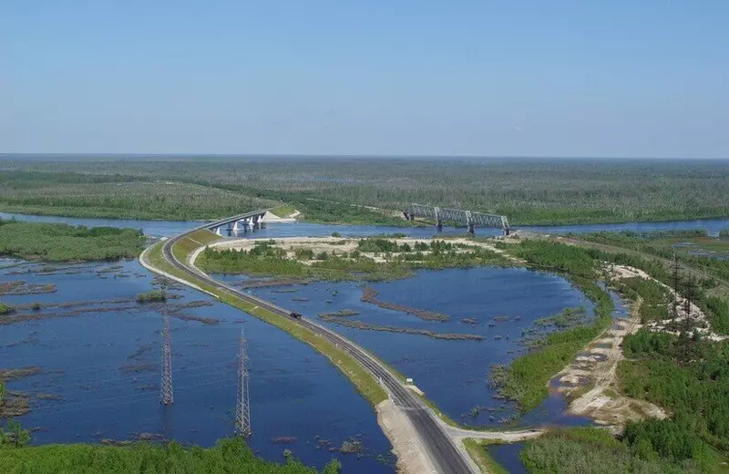 Железнодорожный мост через Аган на линии Сургут-Нижневартовск