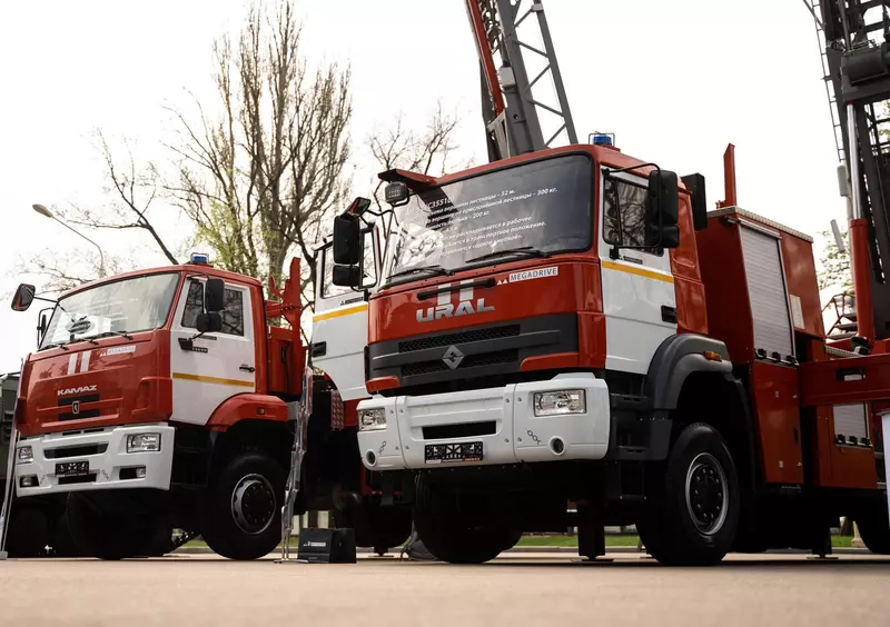 Новинка от Мега Драйв автолестница пожарная АЛ 34 на выставке Пожарная безопасность 2025