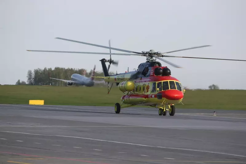 1 для «Авиация: Ростех пополнил парк санитарной авиации девятью новыми вертолетами Ми 8МТВ 1»