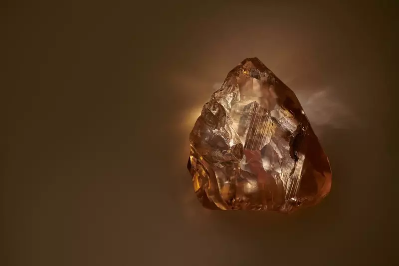 АЛРОСА добыла в Якутии крупный алмаз ювелирного качества весом 468 30 карата