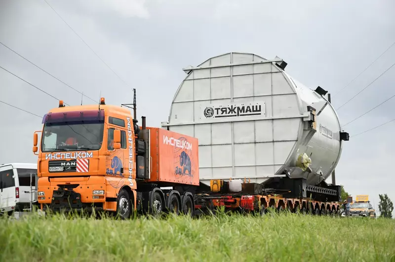 Изображение 2 для статьи «энергетика: На строительную площадку Курской АЭС 2 доставлен транспортный шлюз для энергоблока 1»