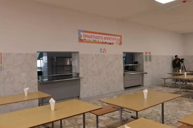 Картинка №10 для публикации «В Абакане Хакасии после капремонта открылась первая школа»