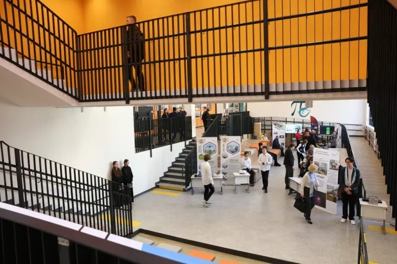 Иллюстрация #6 для «В Екатеринбурге открыли новую школу 314 на 1500 мест»