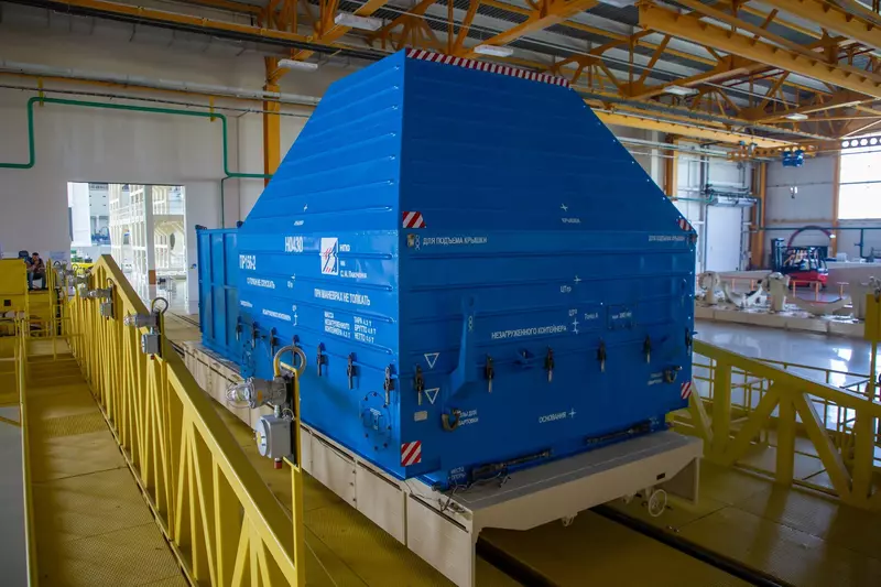 Фото 6 для новости «Восточный: Автоматическая станция Луна 25 доставлена на космодром Восточный»