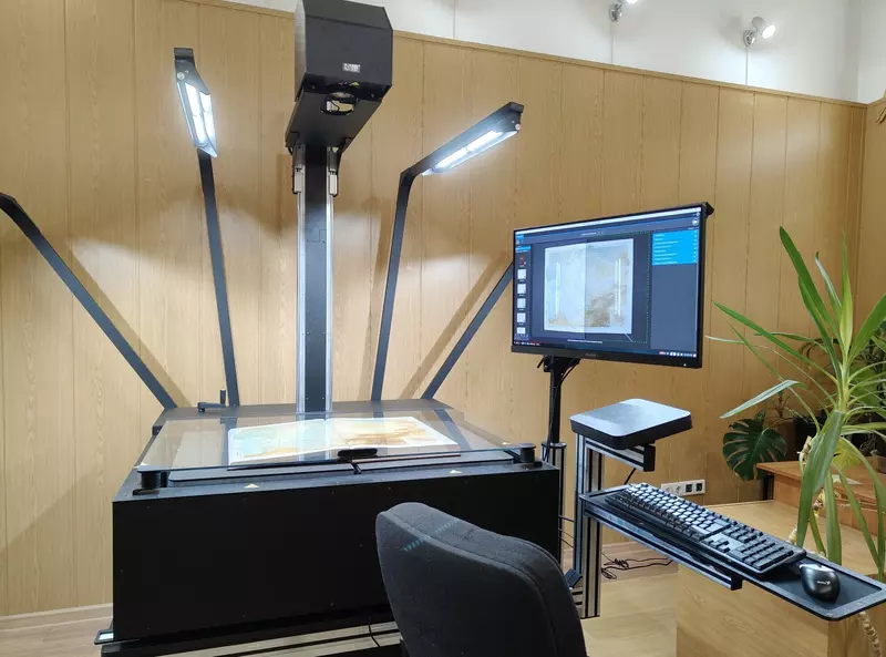 Изображение №2 для публикации «отечественные технологии: Библиотека университета МИИГАиК оцифровывает старинные атласы и карты на ЭларСкан»