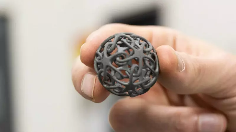 Изображение 1 для статьи «Перспективные разработки: Ученые УрФУ создали новую технологию производства жаропрочных сплавов на основе алюминидов титана»