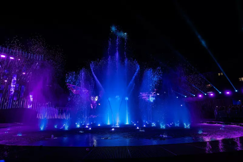 Иллюстрация 8 для статьи «Уникальный светомузыкальный фонтан появился в Новом Уренгое»
