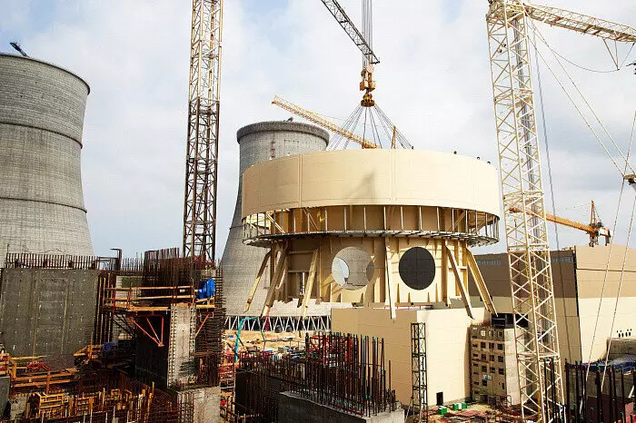 На энергоблоке 1 Курской АЭС 2 смонтирован первый элемент СПОТ дефлектор