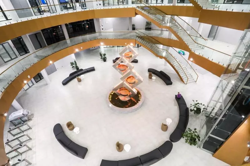 Фото #3 для статьи «Лукойл: В Когалыме открылся новый образовательный центр Пермского политеха»