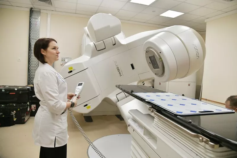 Фото №6 для новости «В воронежском онкодиспансере открыли новый радиотерапевтический корпус»