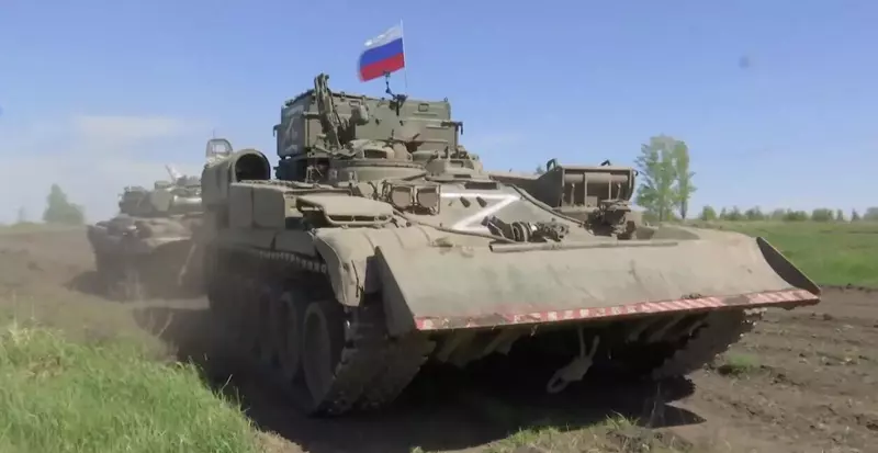 УВЗ направил Минобороны партию модернизированных БРЭМ 1М