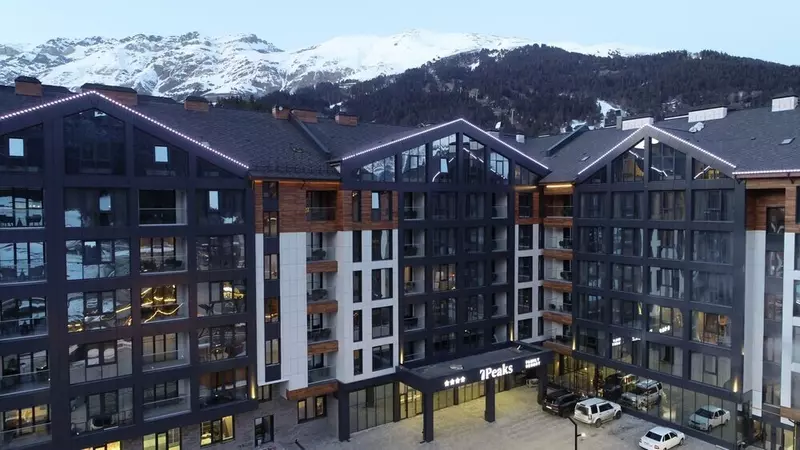 Картинка #1 для «: »