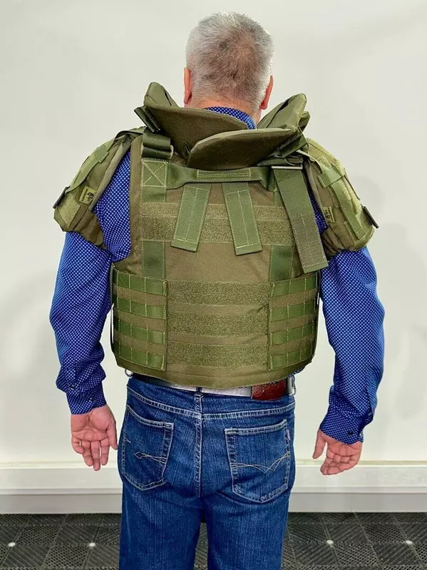 Картинка 3 для статьи «Первую партию бронежилетов Ярл передали саперам гуманитарного разминирования»