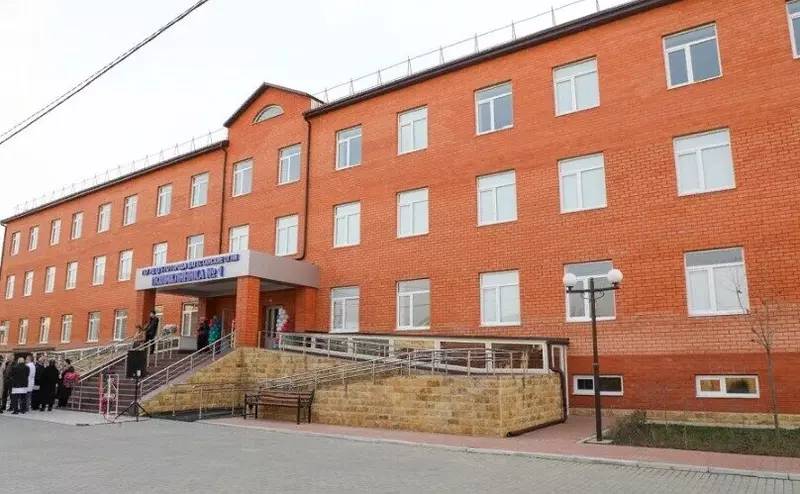 #1 для поста «Медучреждения: В Дагестанских Огнях открылась новая поликлиника на 200 посещений в смену»