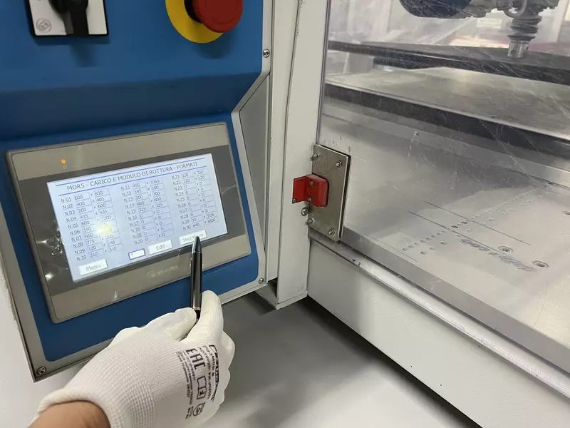 Иллюстрация #3 для «лаборатория: Как проверяется качество на Самарском Стройфарфоре»