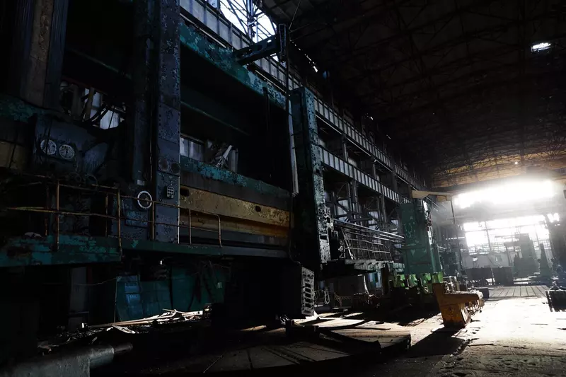 Фото #6 для новости «Восстановление завода Азовмаш идет полным ходом»