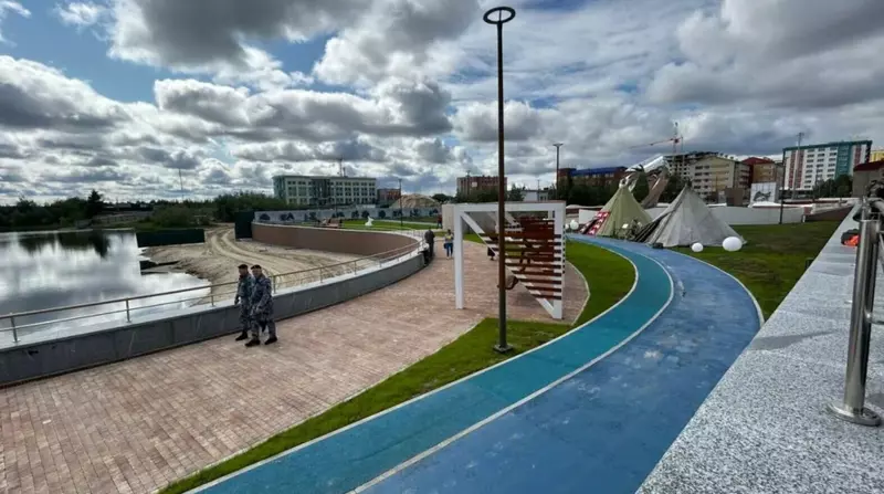 Изображение #7 для поста «В Новом Уренгое открылась набережная»