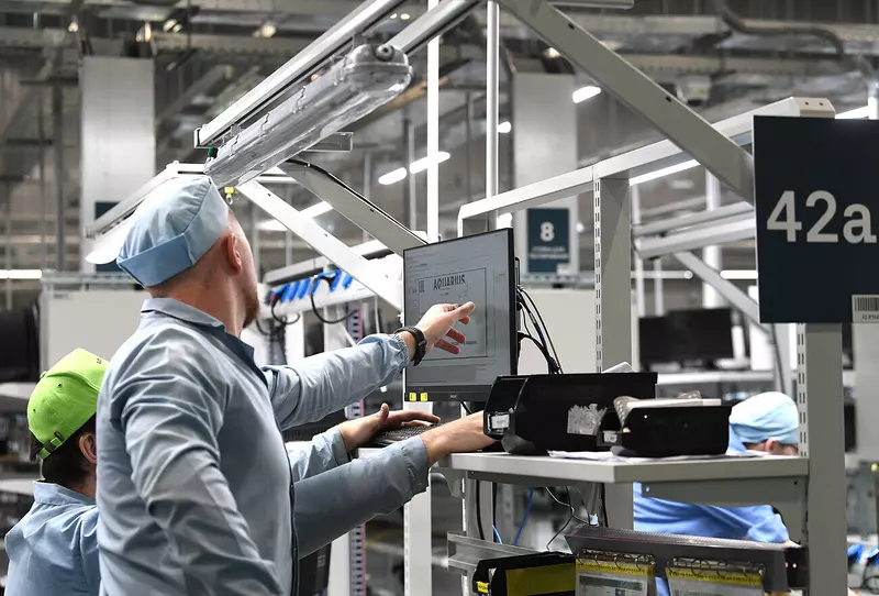 Картинка 2 для публикации «Аквариус: ГК Аквариус открыла новый цех сборки и тестирования серверов»