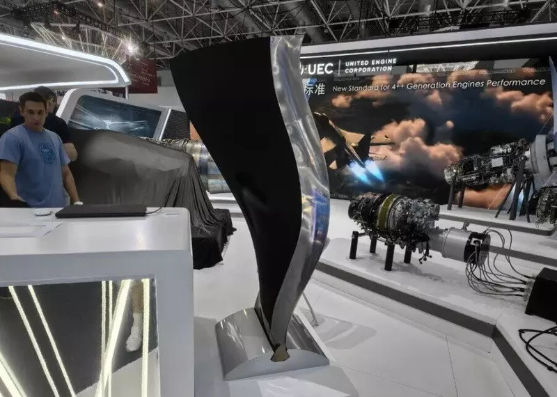 Изображение #2 для публикации «НИОКРы: В Китае состоялась мировая премьера российского авиадвигателя пятого поколения 177С»