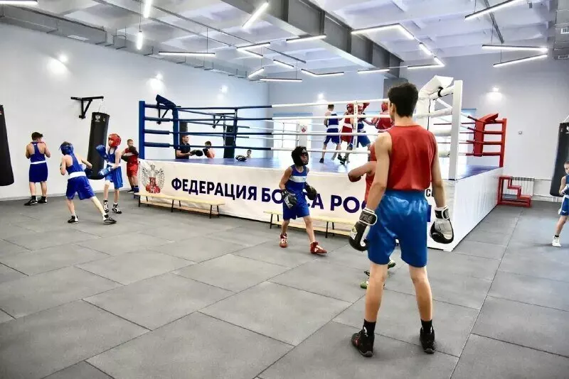 Иллюстрация #5 для поста «В Орловской области при поддержке Ростеха открыли физкультурный комплекс для гимназистов»