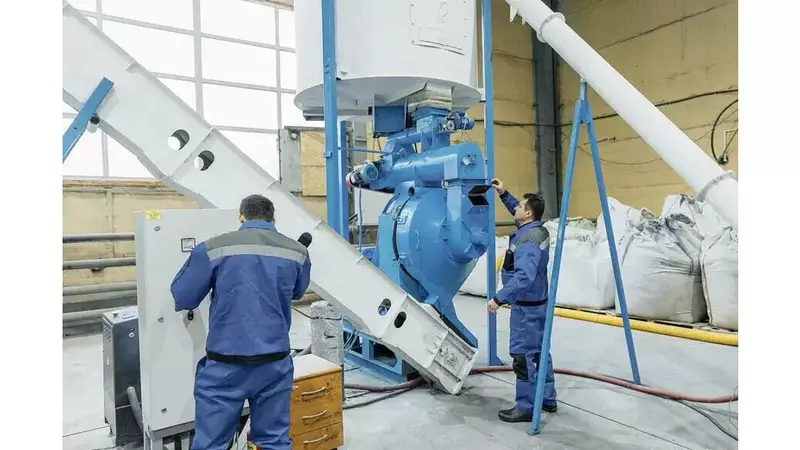 В Подмосковье запустили завод по производству кормов для рыб и домашних животных