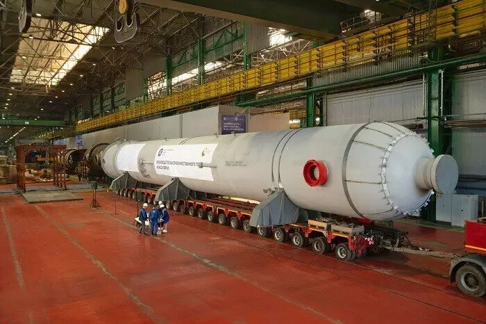 Росатом изготовил для Новошахтинского завода нефтепродуктов реактор смесового сырья