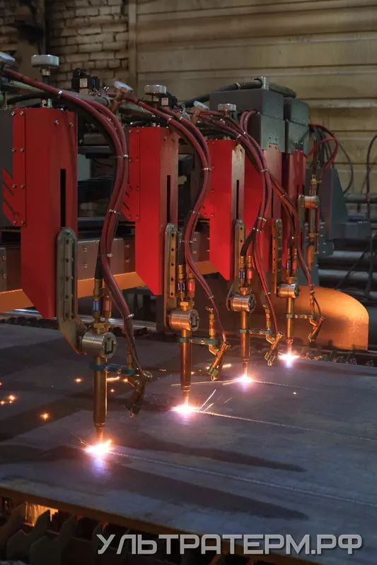 Станок плазменной и газовой резки ULTRATHERM MTRP-2060 с 4 газовыми резаками