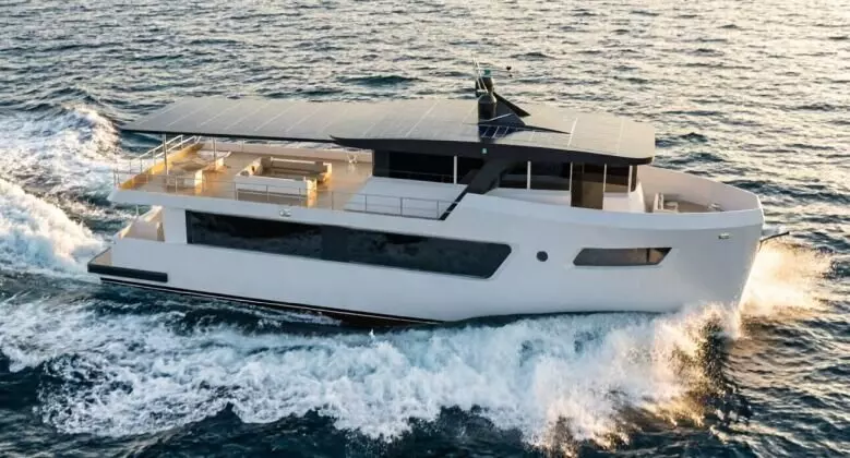 моторная яхта Baikal X20 EC