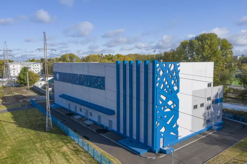 Фото №1 для поста «Энергетика и ТЭК: СВСЭСС завершает прокладку кабельных линий и строительство подстанции Новокремлёвская в Казани»