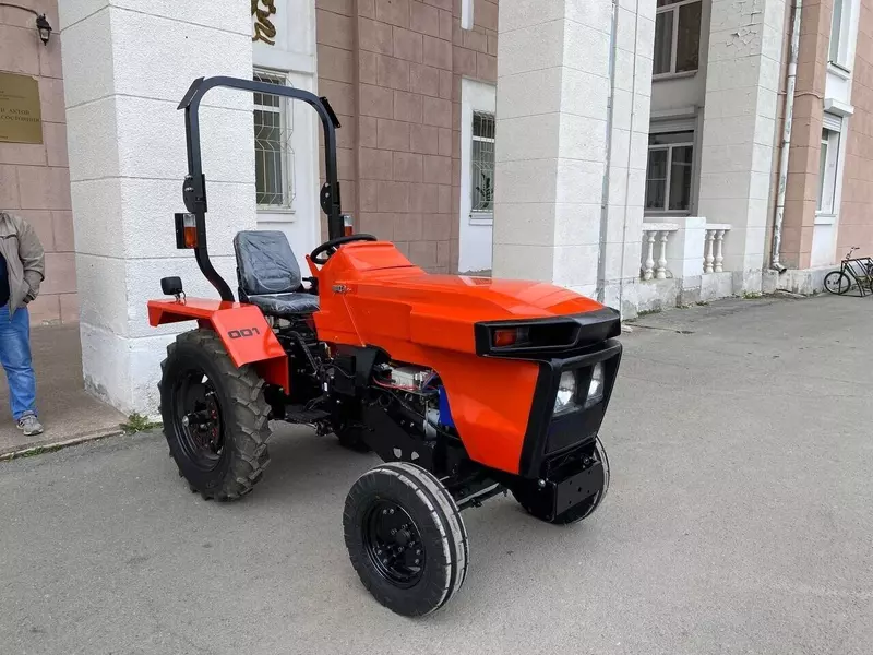 Изображение 1 для публикации «Производство: Российские компании представили новые модели сельхозтехники»