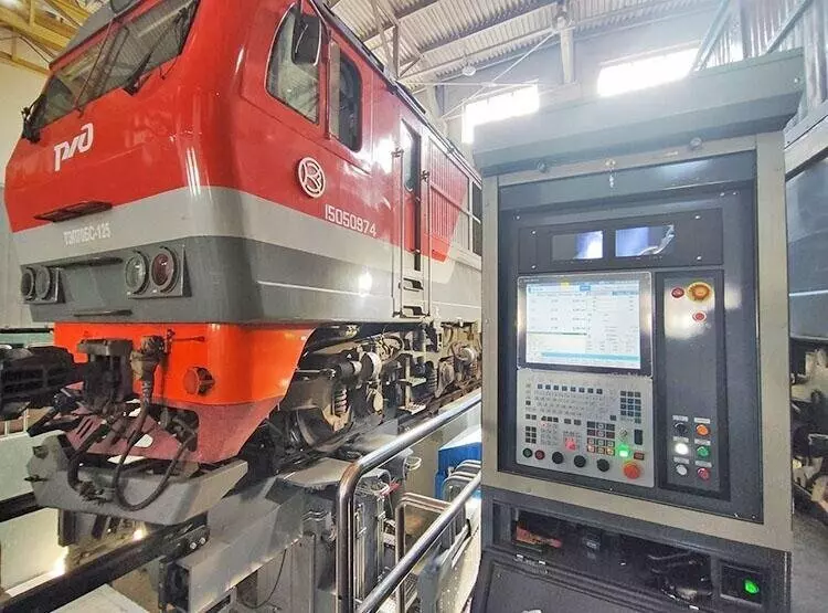 Новый подрельсовый колесотокарный станок ТК 2500 с ЧПУ установлен