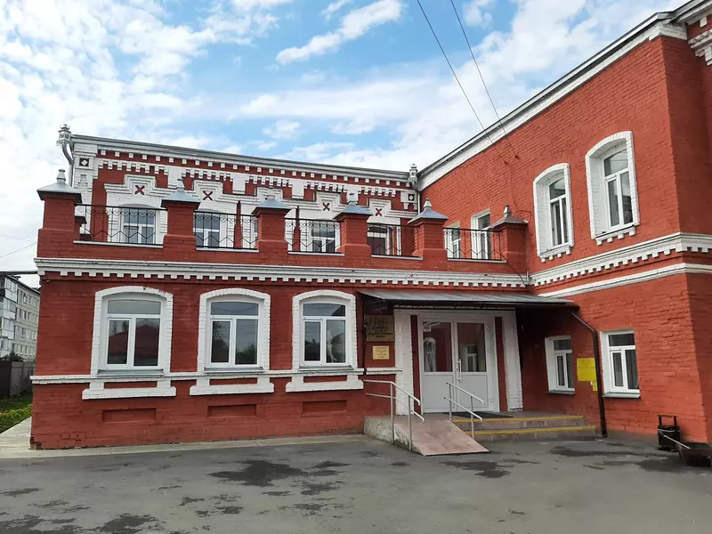 Ирбитская детская художественная школа (фото автора)