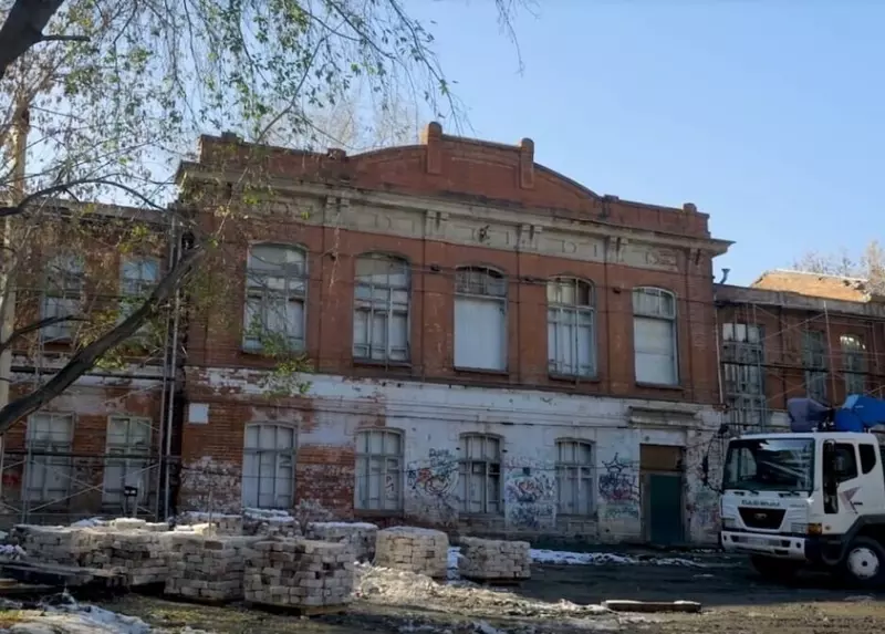 Изображение #25 для поста «Восстановление объектов культурного наследия в Иркутске часть 4»