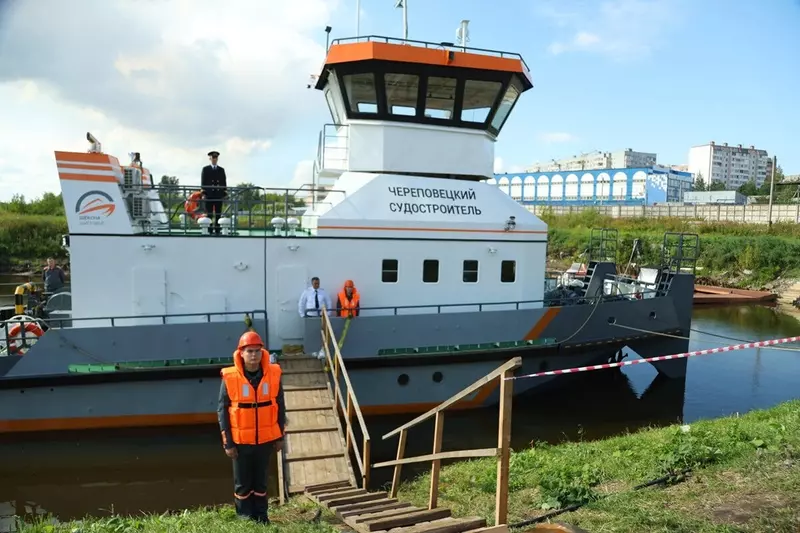 #1 для публикации «Судостроение и судоходство : На Череповецком СЗ спущен на воду буксир толкач Череповецкий судостроитель проекта ТСК»