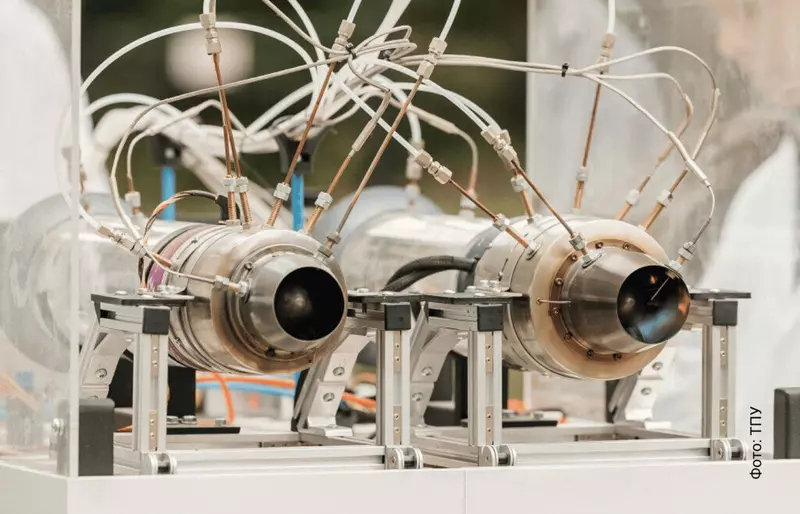 Изображение №2 для статьи «наука: Уникальную установку для тестирования видов авиатоплива запустили в Томском политехе»