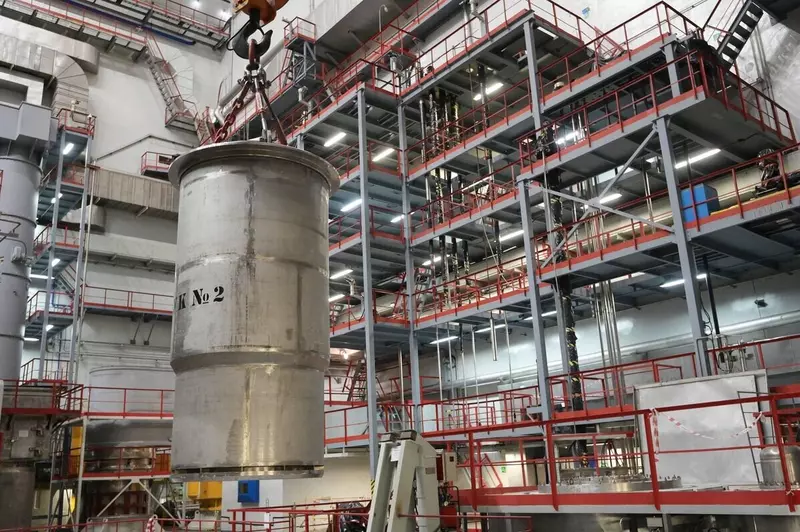 Иллюстрация №2 для «Росатом: Первыми в мире Россия испытала утилизацию самых долгоживущих радиоактивных отходов»