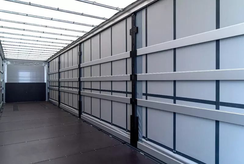 1 для поста «Производство: Завод провел рестайлинг тентованных полуприцепов»