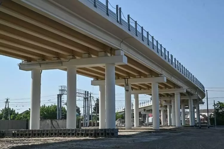 Новый путепровод через Транссиб построили в Ялуторовске Тюменская обл