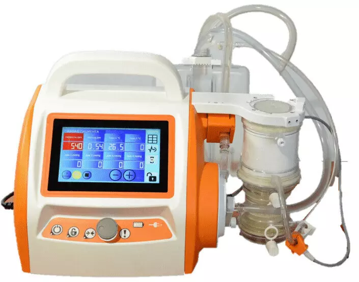 Ростех зарегистрировал отечественный аппарат для спасения пациентов с остановкой сердца и дыхания