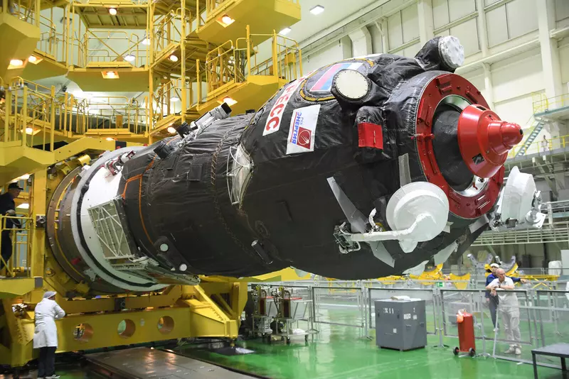 Иллюстрация №18 для «Проведены авторский осмотр и накатка головного обтекателя ТГК Прогресс МС 24»