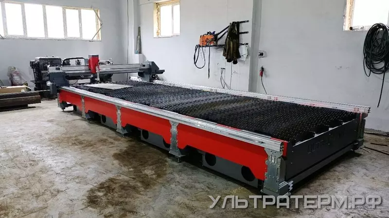 Станок плазменной резки ULTRAFLAME SBR-2060 на производстве