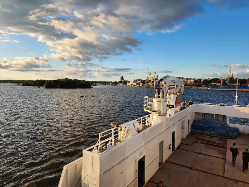 Фото 2 для статьи «судостроение: Начались ходовые испытания краболова процессора Вайгач»