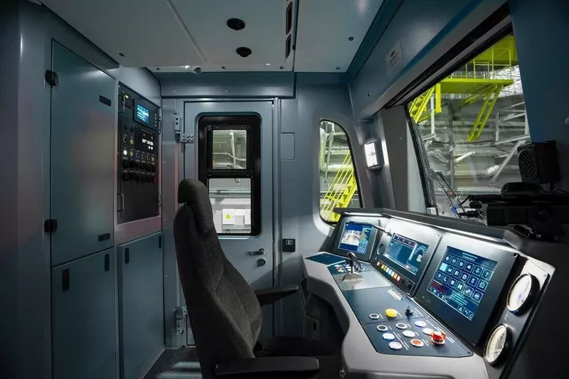 Иллюстрация №1 для «: »