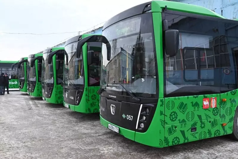 На маршруты города Копейска Челябинская область вышли десять автобусов НЕФАЗ 5299 40 57