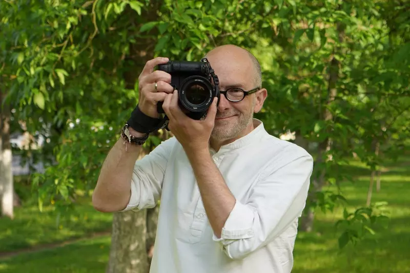 Иллюстрация #1 для статьи «Культура: Предприятие Швабе и фотограф Давид Глориан открывают фотовыставку в Подмосковье»