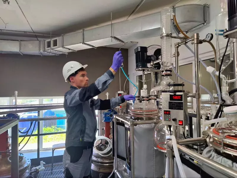 ТГУ запустил первое в России производство дигидрата тартрата натрия для микроэлектроники