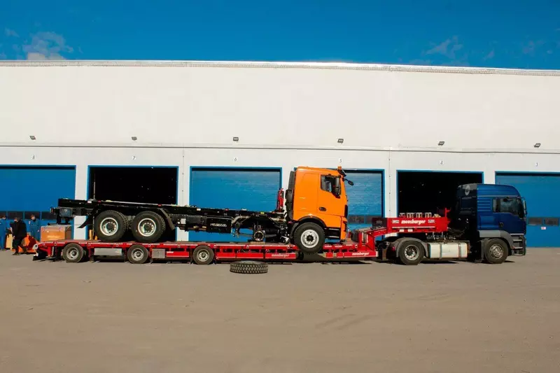 Фото №2 для «спецтехника и логистика: Для якутских карьеров создали мощный российский самосвал тяжеловес»