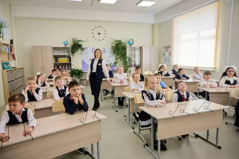 Картинка 6 для статьи «В Иркутске открылась новая школа 58 имени 80 летия Великой Победы»