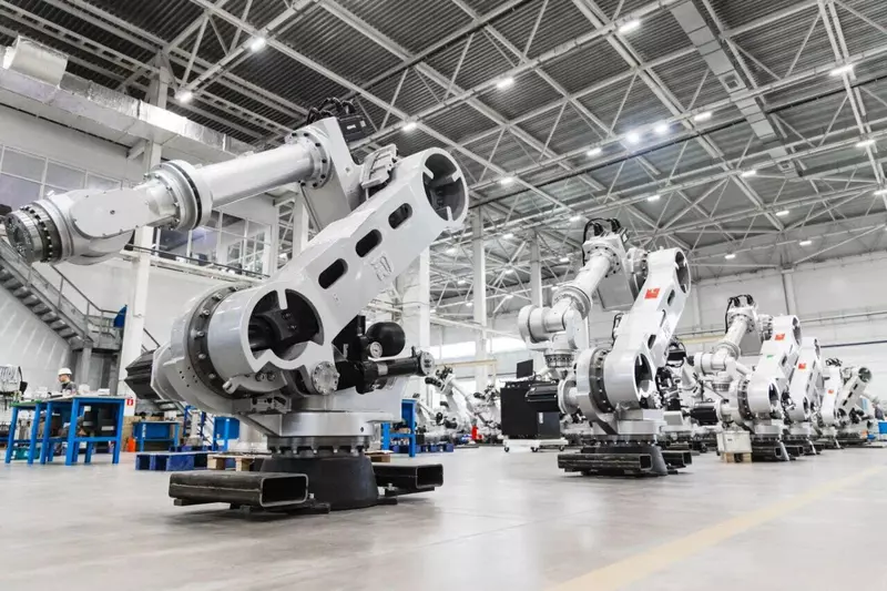 Промышленного робота из Челябинска впервые представили за границей