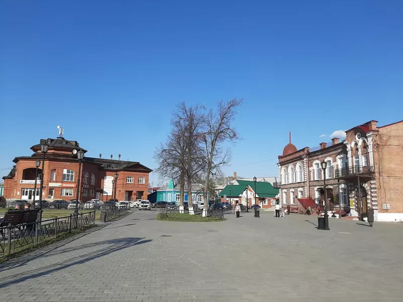 Городская площадь (фото автора)